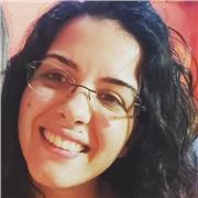 Insegnante per passione e lavoro, disponibile ad accompagnare e sostenere ogni studente in difficoltà